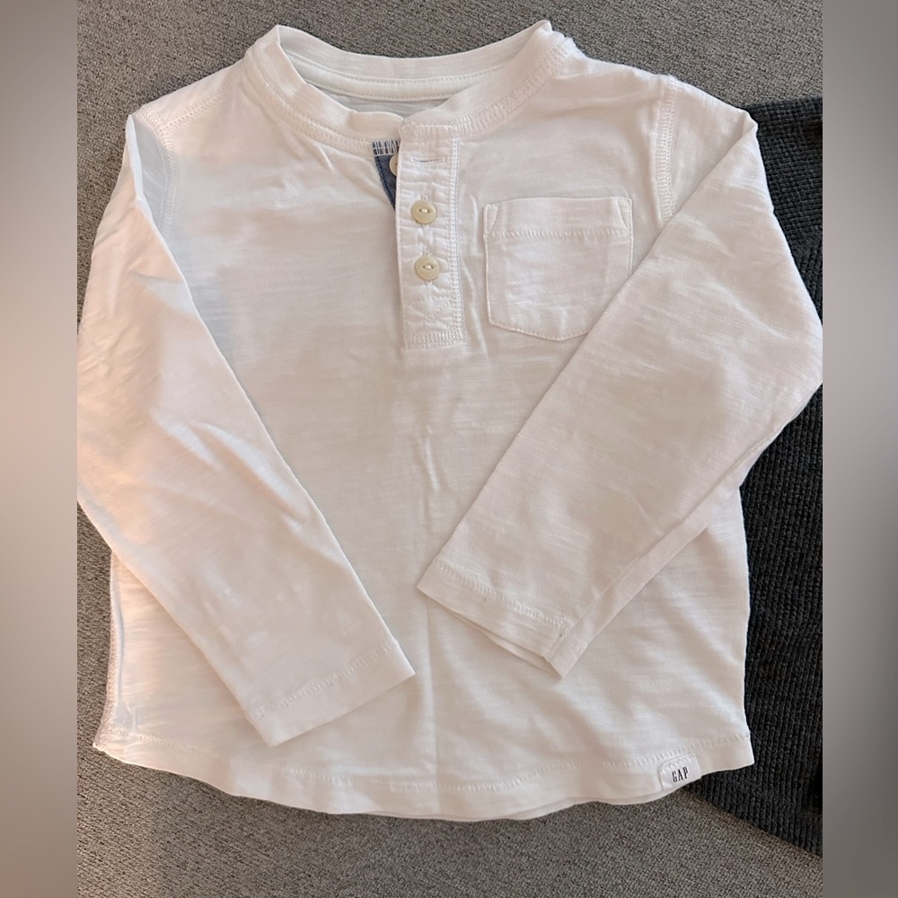Toddler Boy Sweaters, Size 2T, Gap/ Okie dokie. - Picture 3 of 3